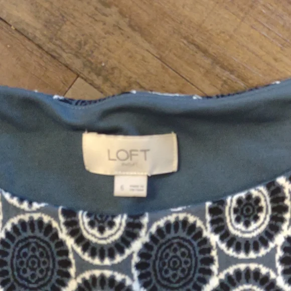 LOFT Outlet Dress (size 6) - Picture 2 of 6